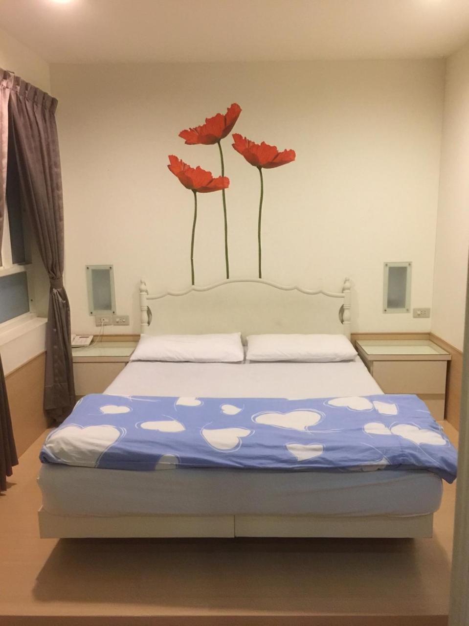 Hua Bin Hotel Yilan Esterno foto